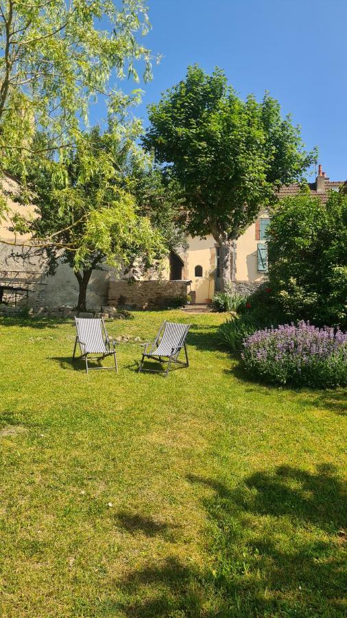 Gite L'Annexe Du Prieure Besson Exteriér fotografie